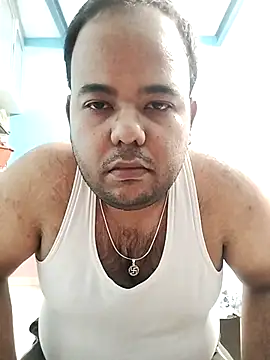 Snapshot of BromidicTrailing chatting on 11/07/25, 07:46 BromidicTrailing online show from 11/07/25, 07:46