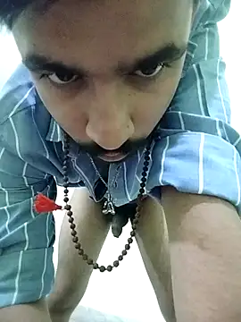 Snapshot of indian_danny chatting on 05/05/26, 11:52 indian danny online show from 05/05/26, 11:52