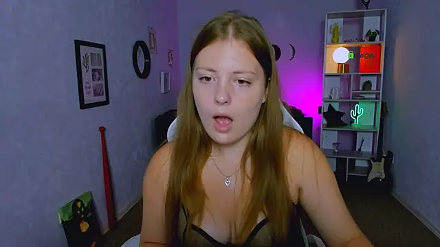 melani bumm online show from 09/23/25, 05:58