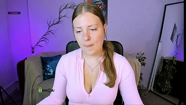 melani bumm online show from 10/17/25, 05:55