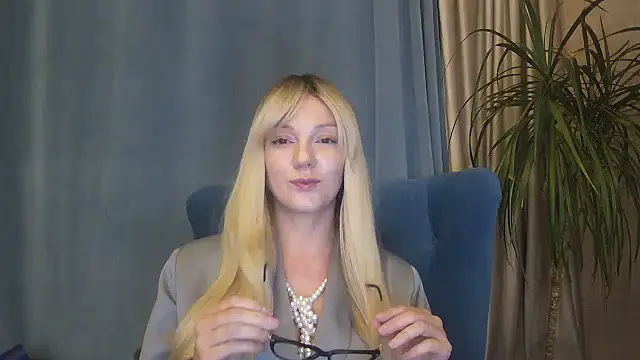 Zurelis online show from 11/06/25, 01:48