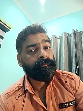 Snapshot of demon_royal chatting on 11/14/25, 03:05 demon royal online show from 11/14/25, 03:05