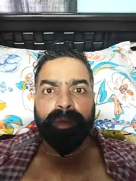 Snapshot of demon_royal chatting on 10/26/25, 10:15 demon royal online show from 10/26/25, 10:15