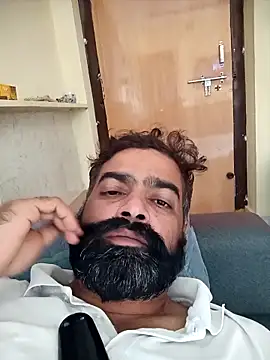 Snapshot of demon_royal chatting on 11/18/25, 09:56 demon royal online show from 11/18/25, 09:56