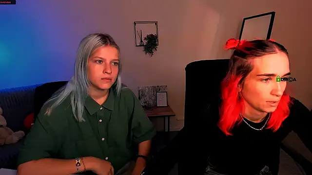 elara night online show from 09/10/25, 05:17