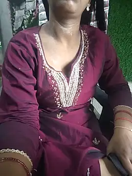 Snapshot of your_favourite_bhabhi chatting on 07/29/26, 07:07 your favourite bhabhi online show from 07/29/26, 07:07