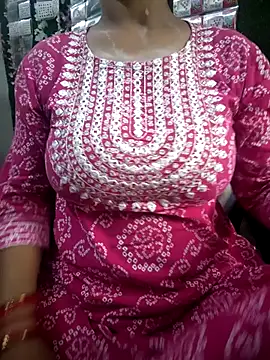 Snapshot of your_favourite_bhabhi chatting on 08/01/26, 07:39 your favourite bhabhi online show from 08/01/26, 07:39