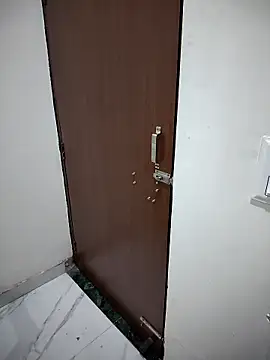 Snapshot of your_favourite_bhabhi chatting on 01/12/26, 06:42 your favourite bhabhi online show from 01/12/26, 06:42