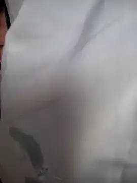 Snapshot of your_favourite_bhabhi chatting on 01/14/26, 07:23 your favourite bhabhi online show from 01/14/26, 07:23