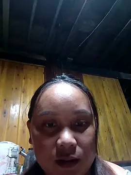 Snapshot of -Kitty-92 chatting on 09/09/25, 03:27 -Kitty-92 online show from 09/09/25, 03:27