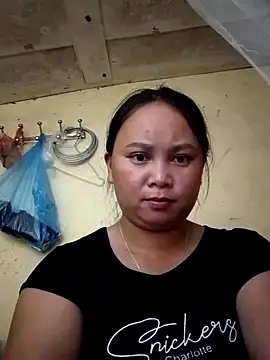 Snapshot of -Kitty-92 chatting on 10/10/25, 11:22 -Kitty-92 online show from 10/10/25, 11:22