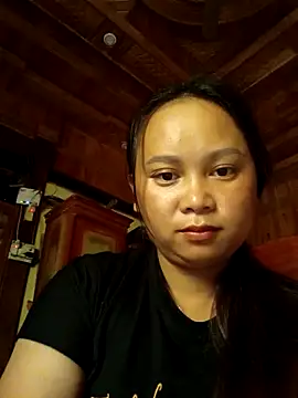 Snapshot of -Kitty-92 chatting on 09/28/25, 05:25 -Kitty-92 online show from 09/28/25, 05:25