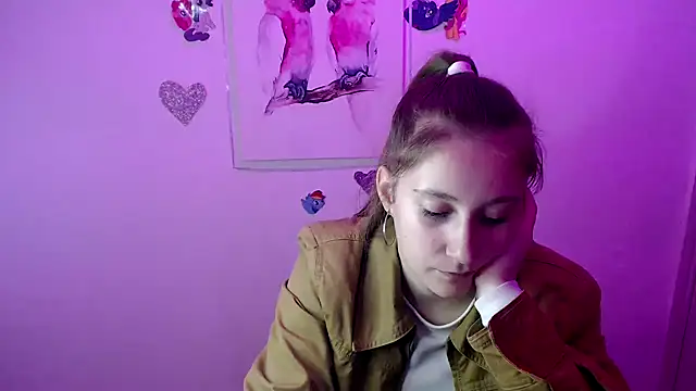 Milka kamila online show from 09/25/25, 12:44