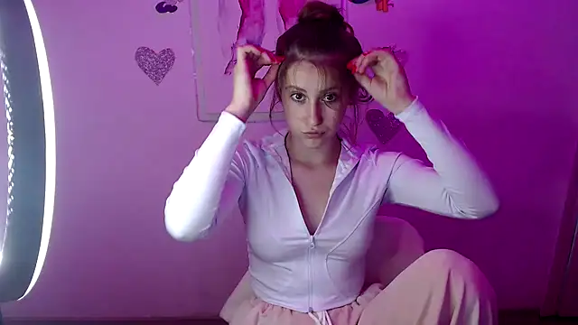 Milka kamila online show from 09/17/25, 12:40