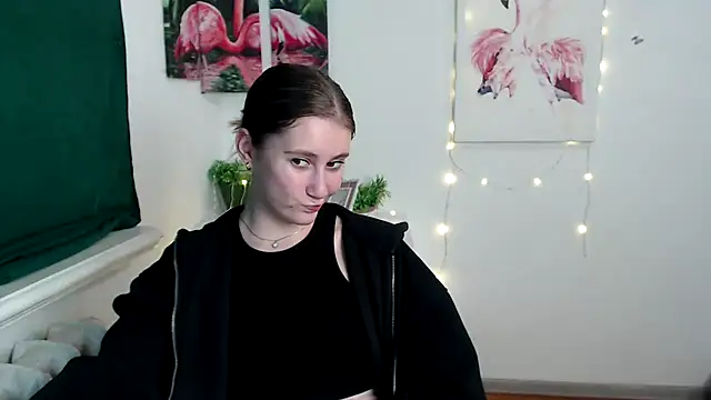 Milka kamila online show from 11/13/25, 03:38