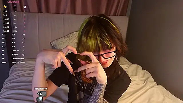 KandraCruser online show from 11/19/25, 08:09