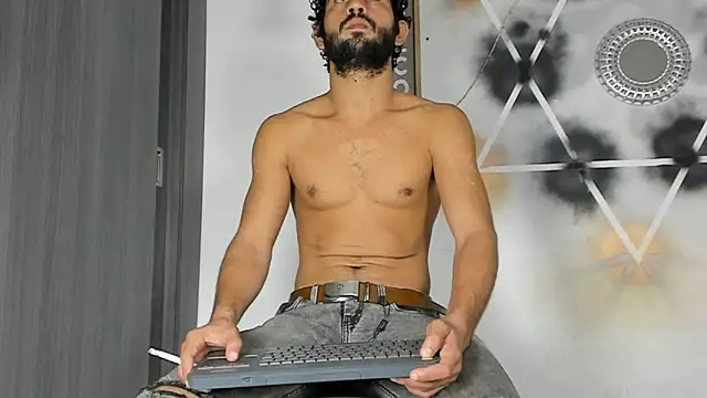 Aaron haren1 online show from 09/23/25, 02:07