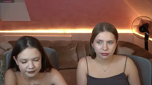 Tiana Princesss online show from 11/27/25, 03:34