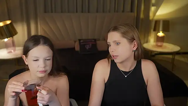 Tiana Princesss online show from 12/04/25, 03:22