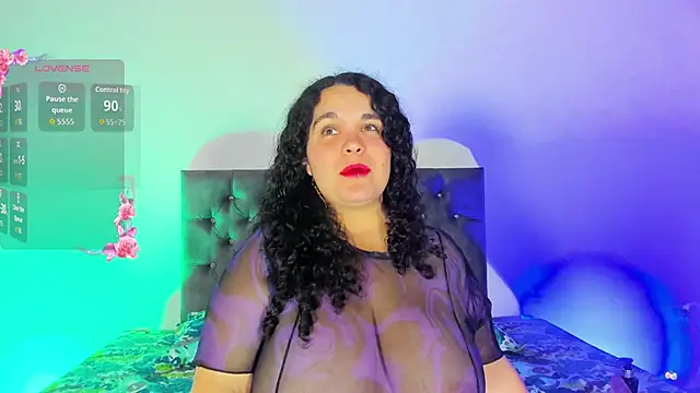 Snapshot of Reichel_05 chatting on 09/20/25, 03:11 Reichel 05 online show from 09/20/25, 03:11