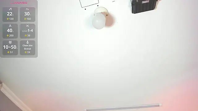 Snapshot of SophiaBloss chatting on 10/05/25, 03:41 SophiaBloss online show from 10/05/25, 03:41