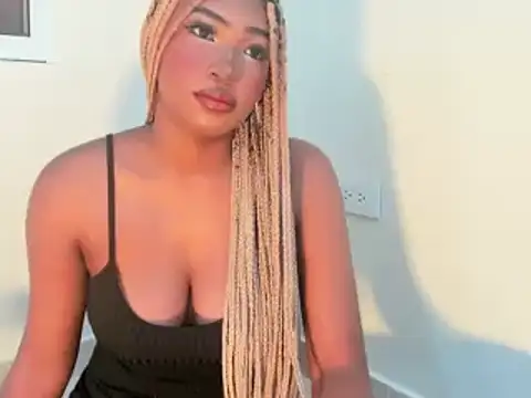 SophiaBloss online show from 06/14/26, 09:27