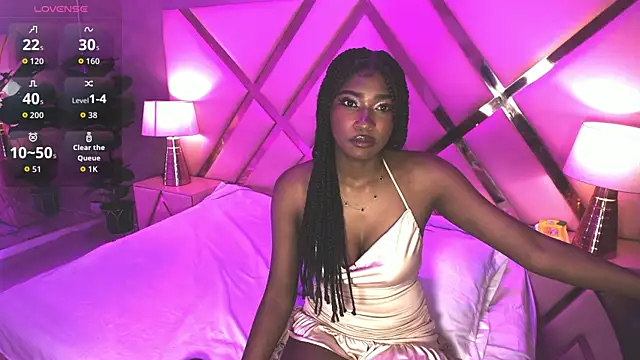 Snapshot of SophiaBloss chatting on 11/14/25, 03:54 SophiaBloss online show from 11/14/25, 03:54