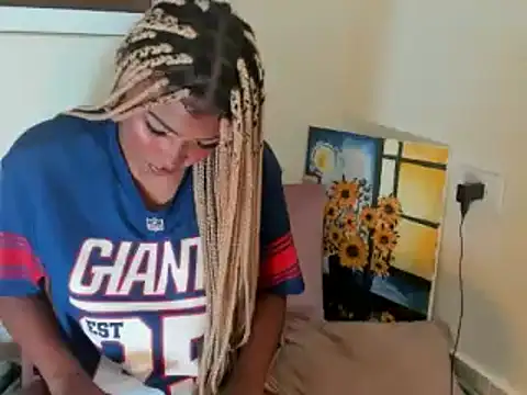 SophiaBloss online show from 06/11/26, 07:44