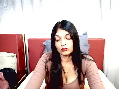 Snapshot of IndianAlisha chatting on 02/26/25, 09:09 IndianAlisha online show from 02/26/25, 09:09