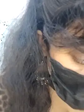 Snapshot of aliyaa9900 chatting on 09/29/25, 07:08 aliyaa9900 online show from 09/29/25, 07:08