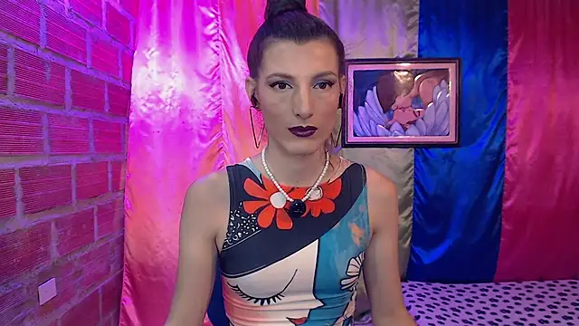 Moira-Hot online show from 01/07/26, 07:41