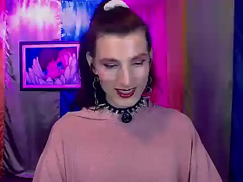 Snapshot of Moira-Hot chatting on 02/11/26, 11:04 Moira-Hot online show from 02/11/26, 11:04