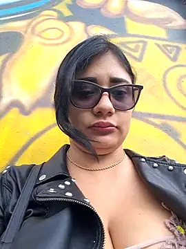 Monse--145 online show from 10/03/25, 09:16