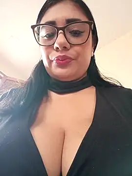 Monse--145 online show from 11/18/25, 01:47