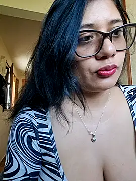 Monse--145 online show from 09/23/25, 12:23