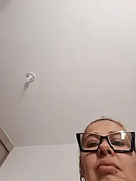 AndrehGuzman online show from 07/08/26, 03:45