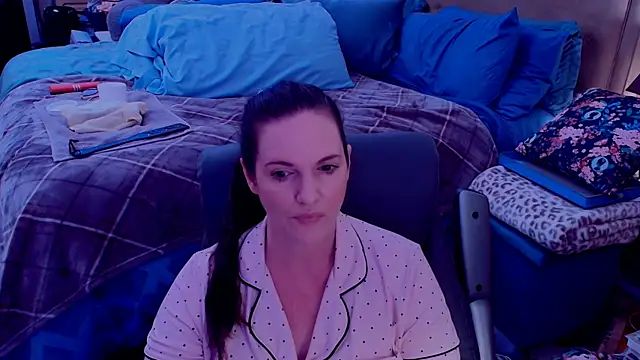 ninajaymes online show from 05/17/26, 09:59