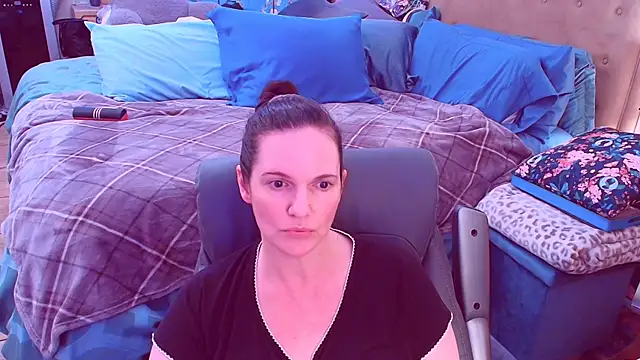 ninajaymes online show from 02/13/26, 09:37