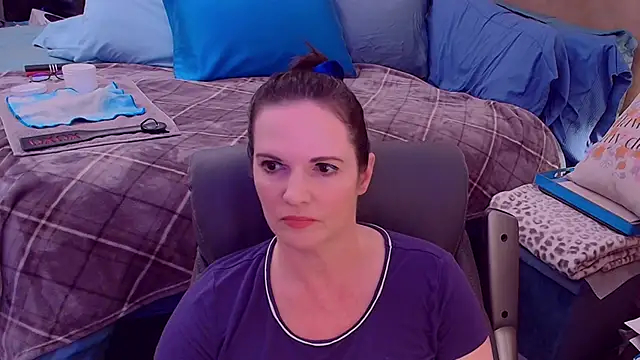 Snapshot of ninajaymes chatting on 09/27/25, 12:17 ninajaymes online show from 09/27/25, 12:17