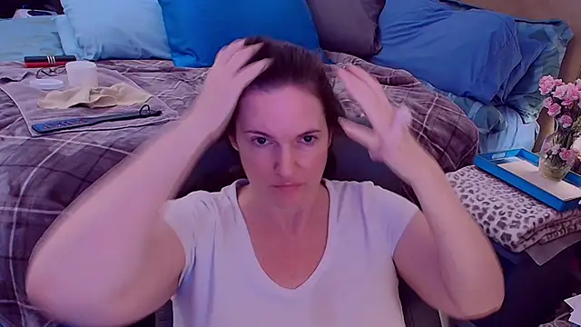 Snapshot of ninajaymes chatting on 09/18/25, 08:56 ninajaymes online show from 09/18/25, 08:56