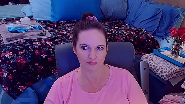 Snapshot of ninajaymes chatting on 10/02/25, 11:08 ninajaymes online show from 10/02/25, 11:08