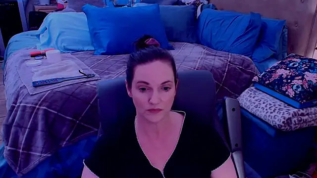 ninajaymes online show from 05/11/26, 09:45