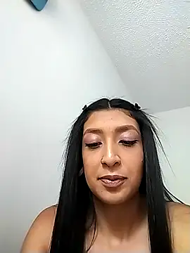 Coralaine 96 online show from 03/03/26, 03:41