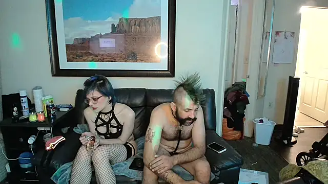 Longdongsilver 323 online show from 11/27/25, 01:50