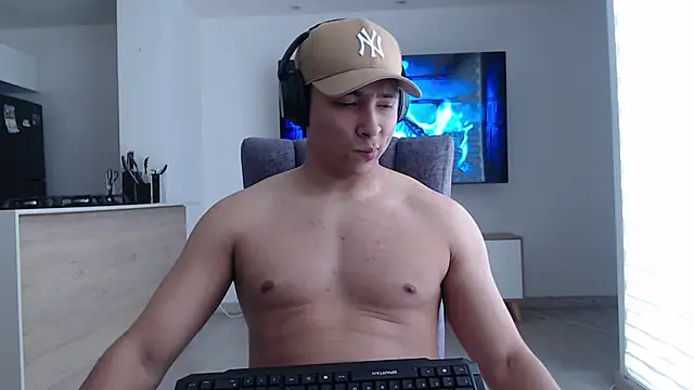 Auron Demon01 online show from 10/04/25, 02:29