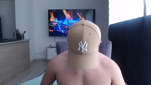 Auron Demon01 online show from 11/16/25, 05:39