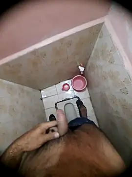 Snapshot of Pyasi_Bhabhi_90 chatting on 11/10/25, 02:16 Pyasi Bhabhi 90 online show from 11/10/25, 02:16