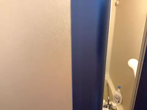 Nakadashi-kun online show from 10/15/25, 02:03