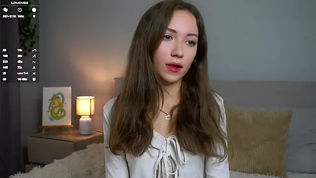 ZeniaBolich online show from 10/18/25, 10:01
