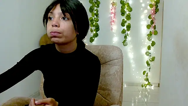 EIVIY1609 online show from 11/04/25, 01:04